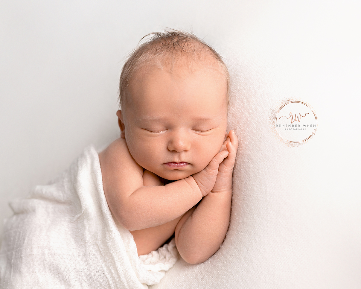 Newborn baby photoshoot - bishop auckland