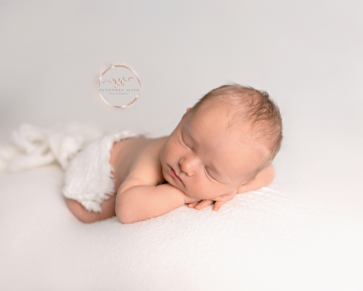 Newborn baby photoshoot - bishop auckland